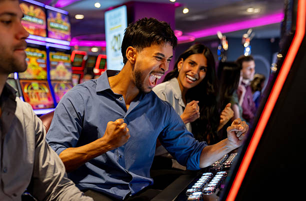 putri toto mobile app interface showing slot games and live-dealer options